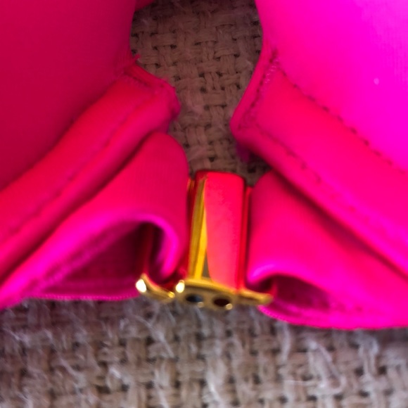 Victoria secret Very Sexy Push-up Bra 32B NWT - Picture 2 of 7